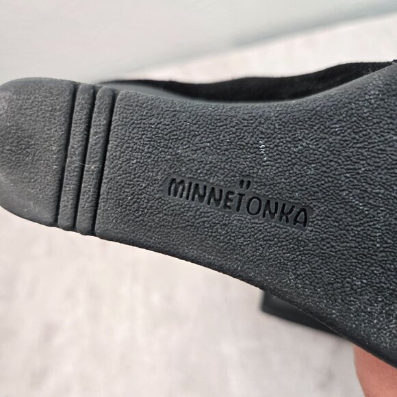 Minnetonka Ankle Booties 7.5 Black Suede Short Comfort Chukka Desert Shoe Boots - Picture 10 of 12